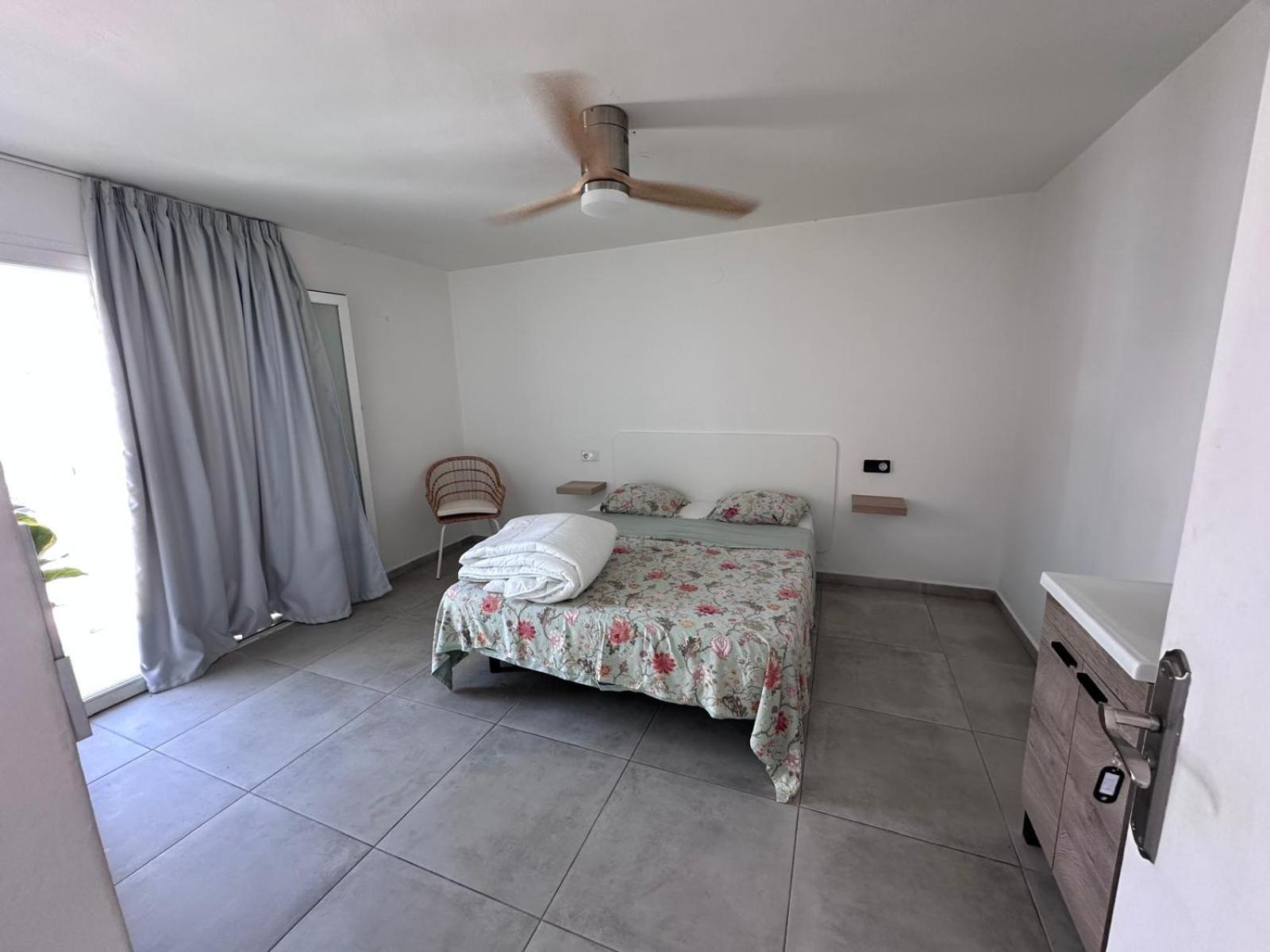 Cisne By Nest Hostel San Antonio  Exterior photo